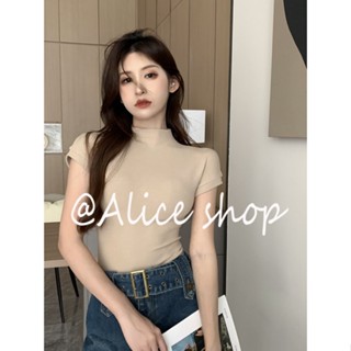 Alice  เสื้อครอป เสื้อแฟชั่นผู้หญิง สีพื้น สําหรับผู้หญิง ใส่ไปคลับ ปาร์ตี้ 2023 NEW  ins ทันสมัย fashion ทันสมัย A29J1NU 36Z230909