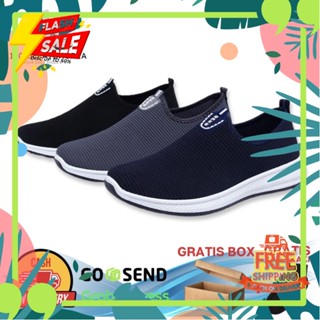 ใหม่!!! Top BEST SELER /1001 IMPORT SLIP ON รองเท้าผ้าใบลําลอง สําหรับผู้ชาย เหมาะกับการเล่นกีฬา 3 สี