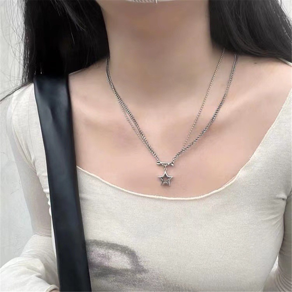Star Niche Design สร้อยคอหญิง Hollow Pentagram Bone Double Clavicle Chain