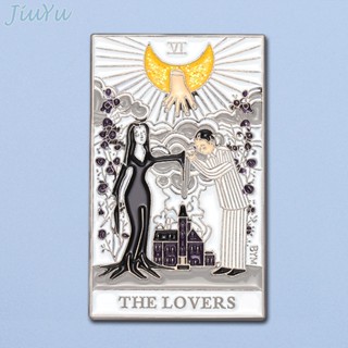 เข็มกลัด รูปภาพยนตร์ Adams House Tarot Lovers Pin Gomez and Morticia Adams Pin Badges เครื่องประดับ สําหรับแฟนคลับ เพื่อน