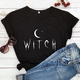 Witch under the moon and star เสื้อยืดลําลอง แฟชั่นสําหรับสตรี แขนสั้น พิมพ์ลายฮาโลวีน DW102