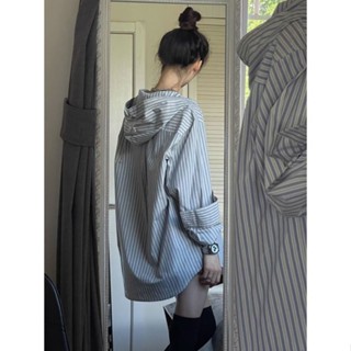  Hey Niche เสื้อคลุมกันแดด ลายทาง มีฮู้ด ทรงหลวม ความยาวปานกลาง สําหรับเด็กผู้หญิง ไซซ์ HIAI