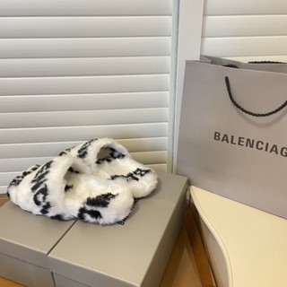 Balenciaga รองเท้าแตะ ขนกระต่าย ขนเฟอร์นุ่ม อบอุ่น นําเข้า สีขาว