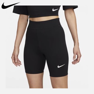 【พร้อมส่ง】ของแท้ 100% Nike กางเกงขาสั้นลําลอง เหมาะกับการเล่นโยคะ ฟิตเนส ปั่นจักรยาน สําหรับผู้หญิง DV7798-010