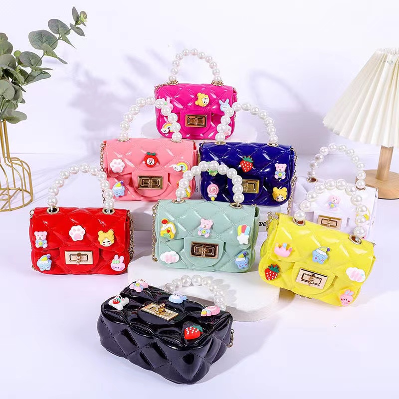 miss bag fashionใหม่อินเทรนด์แฟชั่นมุกโซ่ก ระเป๋าสะพายไหล่เดียว รุ่น D-1495