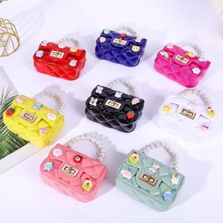 miss bag fashionใหม่อินเทรนด์แฟชั่นมุกโซ่ก ระเป๋าสะพายไหล่เดียว รุ่น D-1495