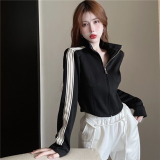 8600# Twill Fish Scale Pull Frame Three Stripes Coat Womens Short Design Sense Tops