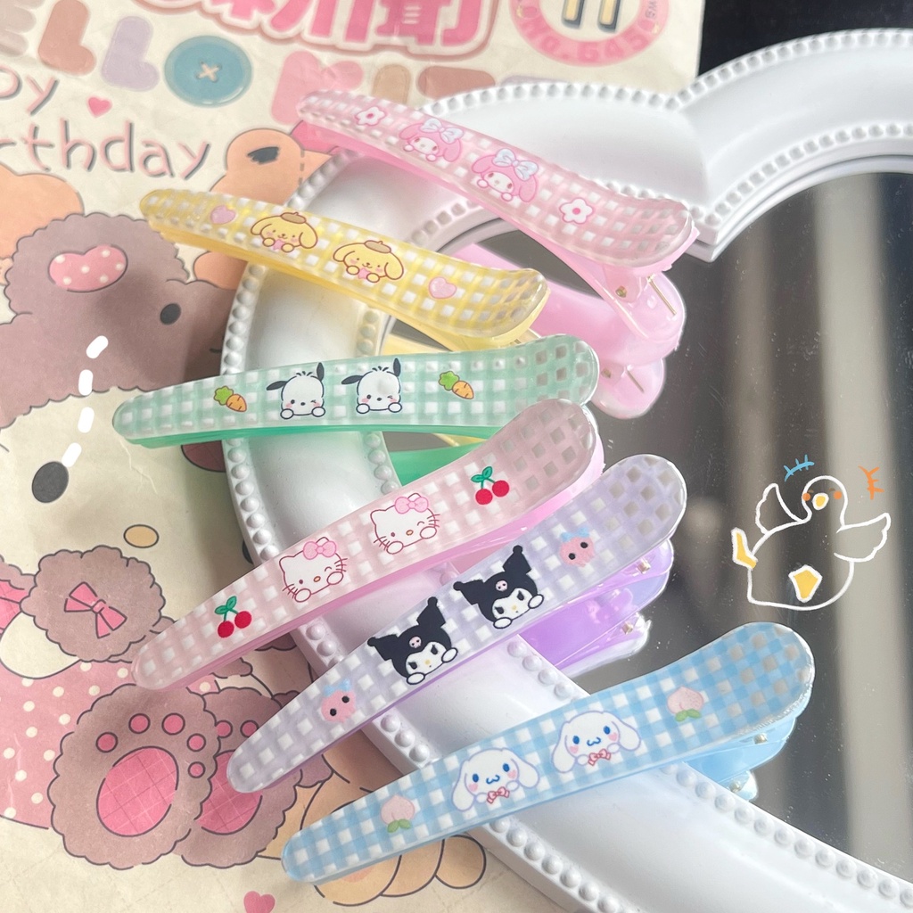Sanrio ลายสก ๊ อตคลิปปากแหลมคลิปปากเป ็ ดปฏิบัติอินสไตล ์ เกาหลีคลิปหน ้ าม ้ าการ ์ ตูนกิ ๊ บอเนกประสงค ์ ผ ้ าโพกศีรษะหวาน