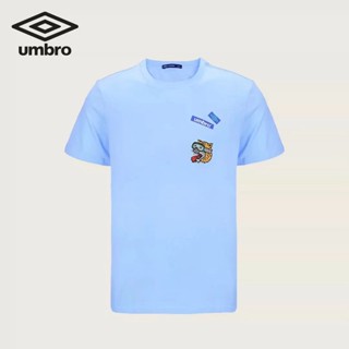 Umbro ใหม่ เสื้อยืดลําลอง ผ้าฝ้าย แขนสั้น คอกลม ลาย UO222AP25325