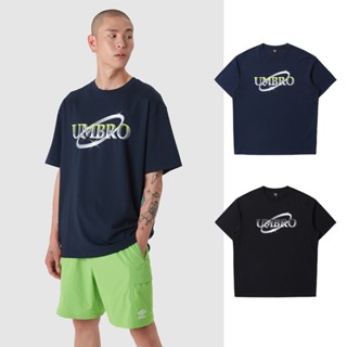 UMBRO เสื้อยืดแขนสั้นลําลอง คอกลม พิมพ์ลายโลโก้ Umbros ขนาดใหญ่ อเนกประสงค์