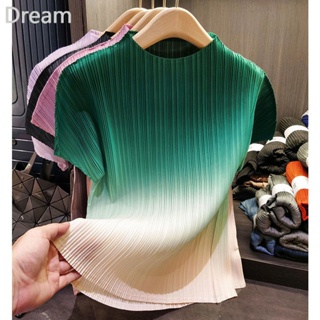 High-end Sanzhai gradient color round neck pleated top commuter versatile slimming short-sleeved T-shirt for women