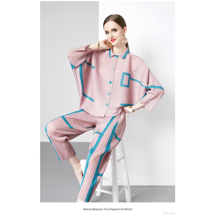 Nine-Tailed Fox จีบ 3 สีราคาหมายเหตุการจําแนกแขนตุ๊กตาหลวมด้านบน + เอวสูงผ้าม่านกางเกง-2023-08-27