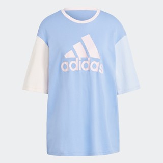 adidas ไลฟ์สไตล์ เสื้อยืดบอยเฟรนด์ Essentials Big Logo ผู้หญิง สีน้ำเงิน IC9859