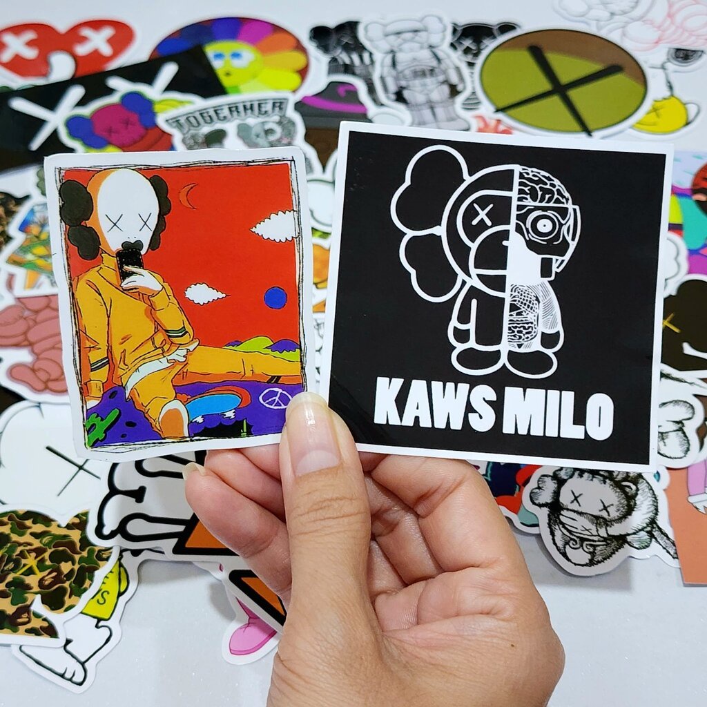 สติ๊กเกอร์ Kaws Milo ชิ้นใหญ่ ติดแน่น กันน้ำ ติดกระเป๋าเดินทาง โน้ตบุ้ค (52 ชิ้น) sticker - รูปที่ 2