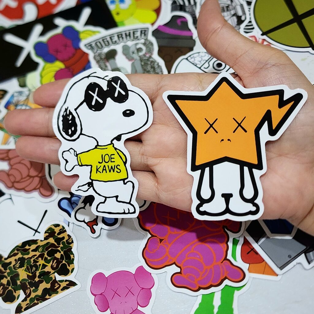 สติ๊กเกอร์ Kaws Milo ชิ้นใหญ่ ติดแน่น กันน้ำ ติดกระเป๋าเดินทาง โน้ตบุ้ค (52 ชิ้น) sticker - รูปที่ 5
