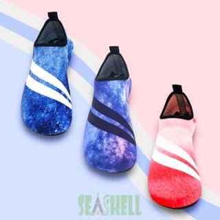 [Seashell02.th] รองเท้าสลิปออน กันลื่น ระบายอากาศ แห้งเร็ว ทนต่อการสึกหรอ เหมาะกับเดินชายหาดกลางแจ้ง สําหรับผู้หญิง และผู้ชาย