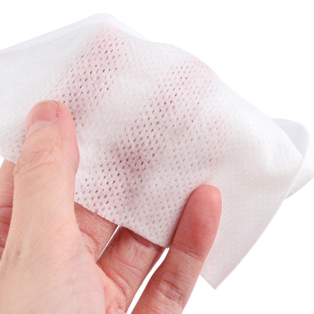 แผ่นเช็ดทำความสะอาดรองเท้า ทิชชูเปียกเช็ดรองเท้า Shoe shine wipes  สามารถพกพาติดใส่กระเป๋า