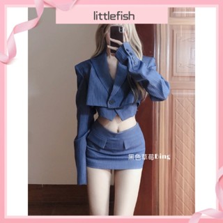 [littlefish] เสื้อสูทเบลเซอร์ ลายทาง สีฟ้า และเสื้อสายเดี่ยว และกระโปรงสั้น ขนาดใหญ่ แฟชั่นฤดูร้อน สําหรับเด็กผู้หญิง สามชิ้น