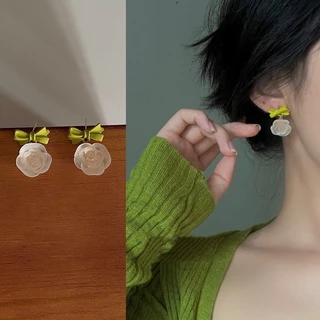 S925 เข็มเงิน ต่างหูระดับ high-end สวยหรู ต่างหูหรูหรา ดีไซน์ไม่ซ้ำใคร