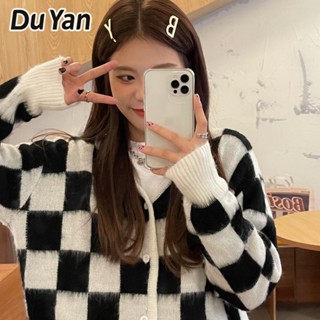 Du Yan เสื้อกันหนาว แจ็กเก็ต คาร์ดิแกน คอวี ผ้าถัก ลายสก๊อต สีดํา และสีขาว สําหรับผู้หญิง