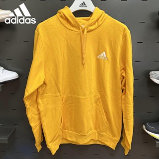 Adidas ของแท้ 100% เสื้อกันหนาวลําลอง ผ้ากํามะหยี่ขนนิ่ม มีฮู้ด แบบสวมหัว ให้ความอบอุ่น แฟชั่นเรียบง่าย สําหรับผู้ชาย GD5441