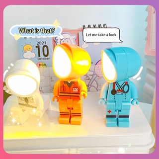 Creative Astronaut Night Light ไฟ LED ของตกแต่งบ้าน Creative ของขวัญวันเกิด Night Light เครื่องประดับนักบินอวกาศห้องนอนไฟข้างเตียงบรรยากาศ [COD]