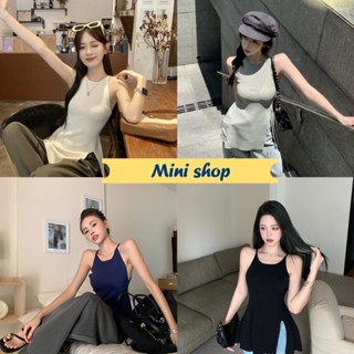 Mini shop🌸พร้อมส่ง🌸 (31038) เสื้อสายเดี่ยว ผ้าไหมพรมสีพื้น ดีเทลปลายแหวกข้าง -C