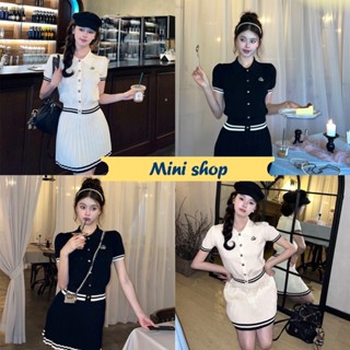 Mini shop🌸พร้อมส่ง🌸 (7682+7682-1) ชุดเซ็ท 2 สี เสื้อแขนสั้นสีพื้นกระดุมหน้า กระโปรงไหมพรมผ้าพลีส  -C