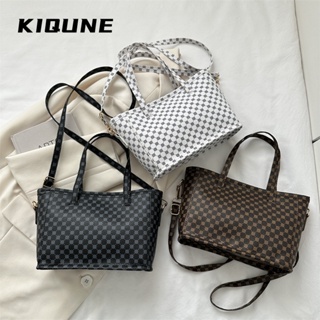 KIQUNE  กระเป๋าผู้หญิงสะพายข้าง กระเป๋าสะพาย ข้าง 2023 NEW   ins fashion Beautiful Stylish L91T10ZU 37Z230910