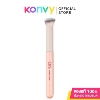 Oni Multifunctional Concealer Brush #Sakura Pink โอนิ แปรงสำหรับลงคอนซีลเลอร์มัลติฟังก์ชั่น สีชมพูซากุระ.