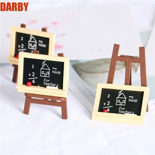 Darby บ้านตุ๊กตา กระดานดําไม้ บ้านเล่น ของเล่นเด็กผู้หญิง ขาตั้ง DIY ห้องเด็ก เฟอร์นิเจอร์จําลอง กระดานดํา ศิลปะ ฉากตกแต่ง