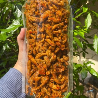 1/2kg - USUS CRISPY PEDAS DAUN JERUK - USUS KRISPI - KERIPIK USUS