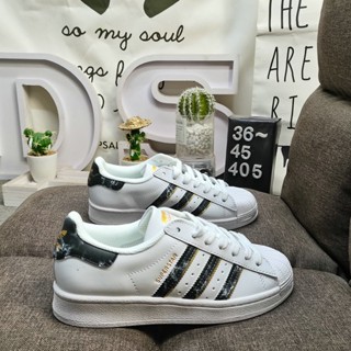 Originals Superstar AD Shell Toe รองเท้าผ้าใบลําลอง เข้ากับทุกการแต่งกาย สไตล์คลาสสิก