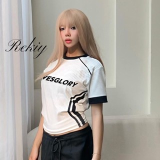 Rekiy ใหม่ เสื้อยืดคอกลม แขนสั้น พิมพ์ลายตัวอักษร สีตัดกัน สําหรับผู้หญิง 2023