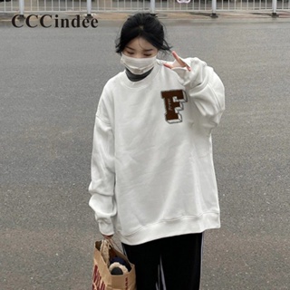 Cccindee ใหม่ เสื้อกันหนาวลําลอง แขนยาว คอกลม ทรงหลวม ลายการ์ตูน สีพื้น เข้ากับทุกการแต่งกาย แฟชั่นสําหรับสตรี 2023