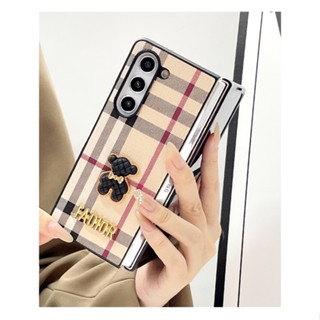 เคสโทรศัพท์มือถือหนัง ลายตัวอักษร หมี ตาราง หรูหรา สําหรับ Samsung Galaxy Z Fold 5 4 3 2 5G