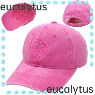 Eucalytus1 หมวกเบสบอลลําลอง ปักลายการ์ตูนบาร์บี้ ตัวอักษร ปรับได้ สําหรับผู้ชาย และผู้หญิง