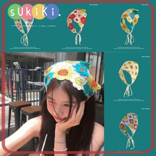 Sukiki ที่คาดผม ผ้าถักโครเชต์ แฮนด์เมด ทรงสามเหลี่ยม ลายดอกเดซี่น้อย หวานแหวว ฉลุลาย สําหรับเด็กผู้หญิง Y2k