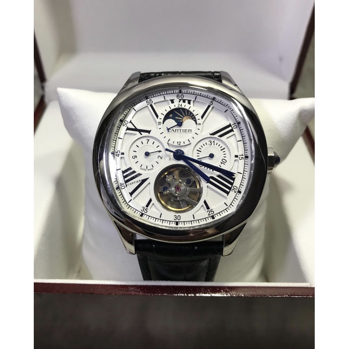 Cartier รุ่น Tank Louis Cartier