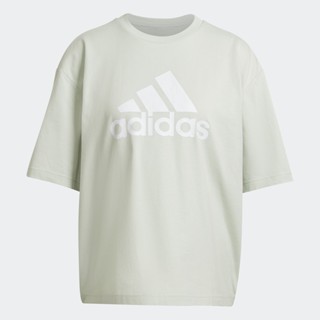 adidas ไลฟ์สไตล์ เสื้อยืด Future Icons Badge of Sport ผู้หญิง สีเขียว HK0508