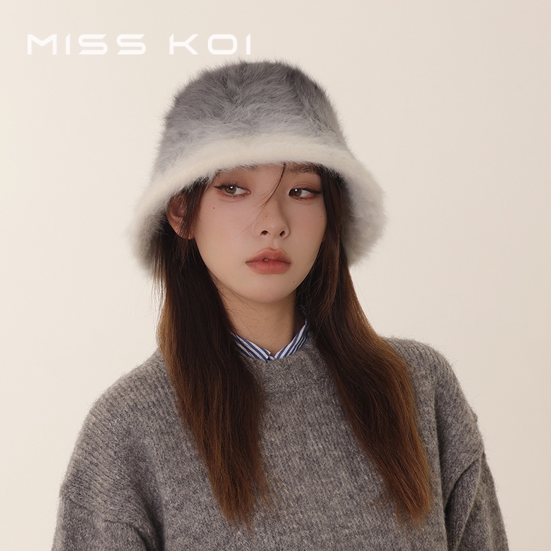 ผิดพลาด ดูดีไล่โทนสีกระต่ายตุ๊กตาถังหมวกหญิงฤดูใบไม้ร่วงฤดูหนาวสไตล์ใหม่ทุกการแข่งขันบรรยากาศขนาดเล็กหมวกอ่าง