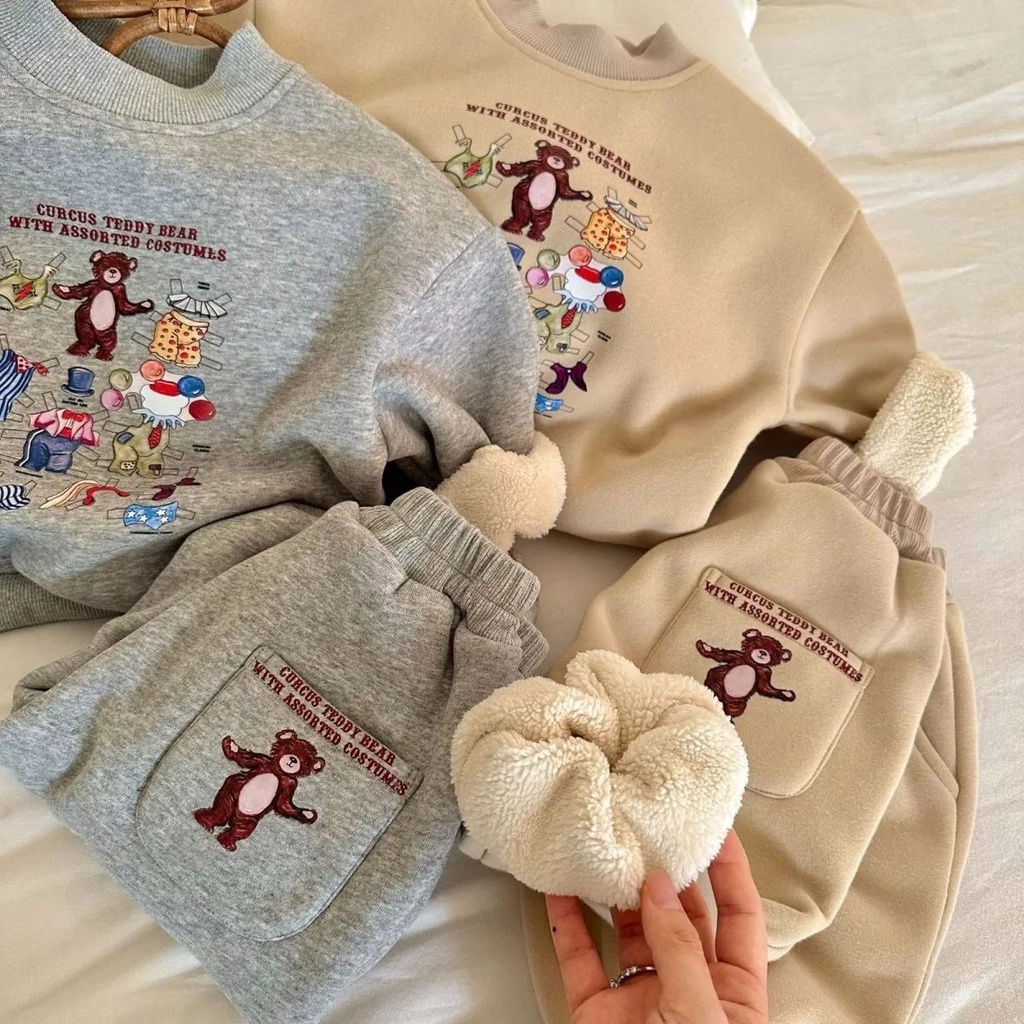 [Aria] ชุดเสื้อกันหนาว ผ้าฟลีซ ลายการ์ตูนหมี สองชิ้น สําหรับเด็กผู้ชาย และเด็กผู้หญิง