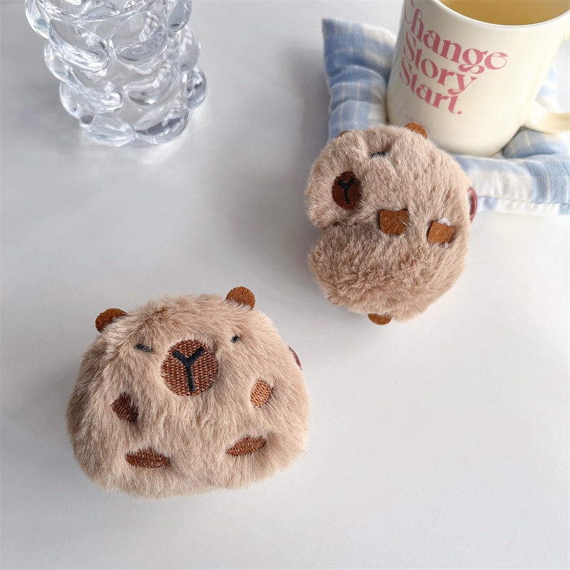 Plush Capybara Kabibella เหมาะสําหรับ Airpods4 Airpods1/2 3 Pro2 pro3 หูฟังชุดไร้สายบลูทูธป้องกันกรณี AirPods Pro3 หูฟังป้องกันกรณี