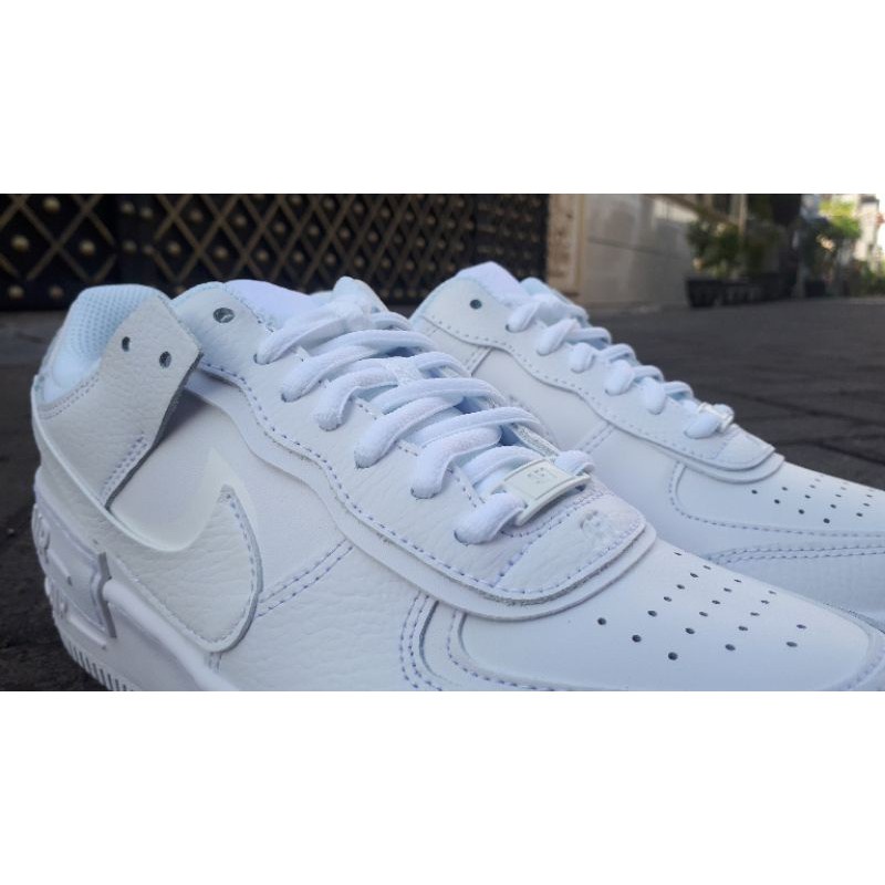 Sepatu Sneakers Wanita Nike Air Force 1 Shadow Full White BNIB Resmi Original แฟชั่น