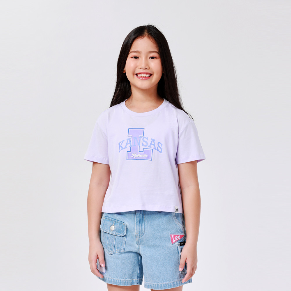 LEE KIDS เสื้อยืดแขนสั้นเด็กผู้หญิง คอลเลคชั่น New Preps ทรง Cropped รุ่น LK F124GTSSN37 สีม่วง