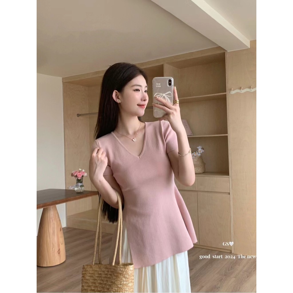 GS Blogger ใส่ฤดูร้อนสไตล์ใหม่สไตล์เกาหลี Commuter สไตล์อ่อนโยนการออกแบบรู้สึกอารมณ์ V คอ Slit แคบ-เ