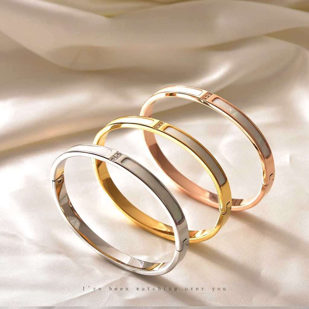สร้อยข้อมือเหล็กไทเทเนียม ชุบทองแท้ 18k ไม่ซีดจาง แฟชั่นสําหรับผู้หญิง