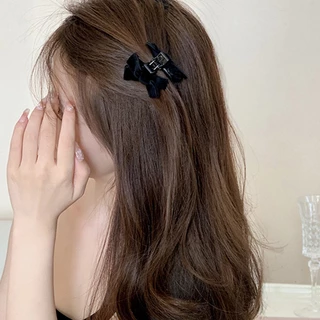 กิ๊บติดผม ผ้ากํามะหยี่ ประดับโบว์ ขนาดเล็ก สไตล์เจ้าหญิง มีสีดํา สีแดง สําหรับผู้หญิง จํานวน 2 ชิ้น
