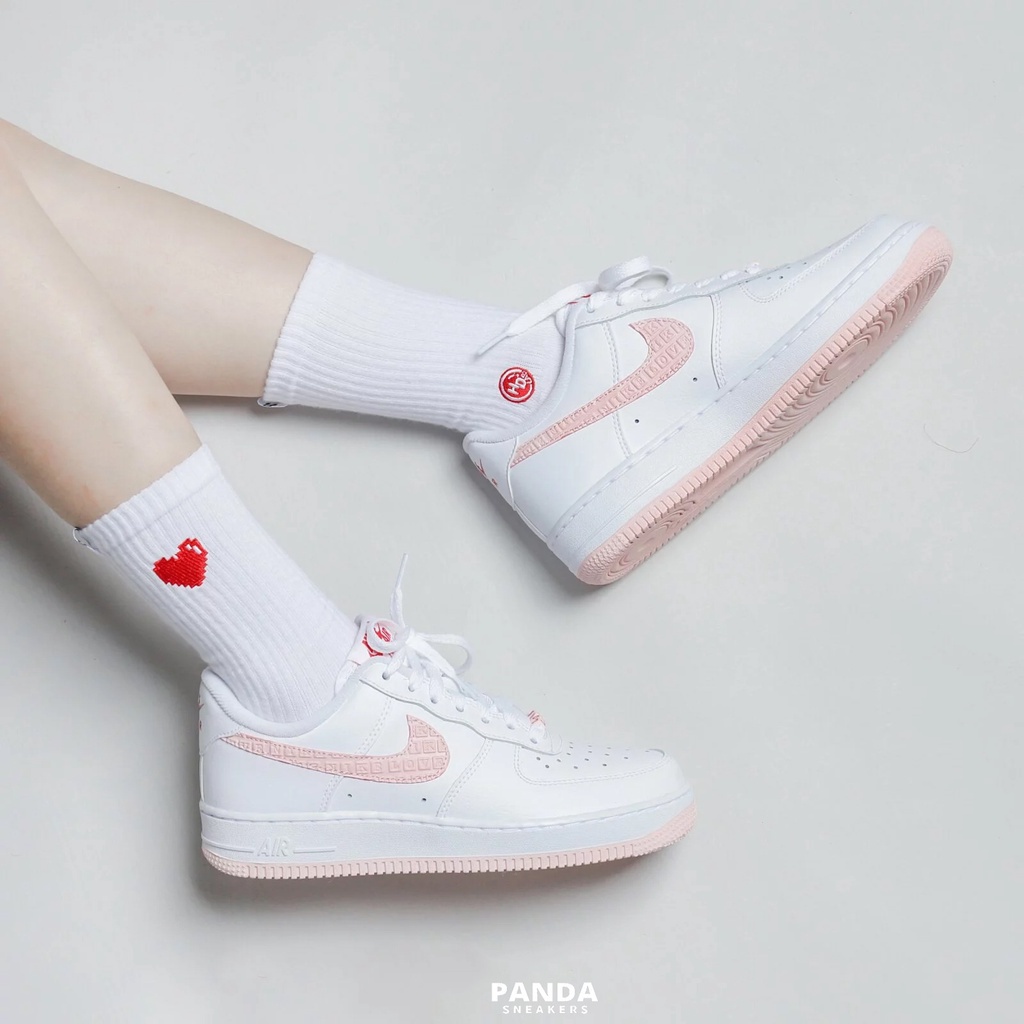 NIKE AIR FORCE 1 Valentine's Day White Pink High Embossed Love Casual Shoes Women's Buckle DQ9320-1