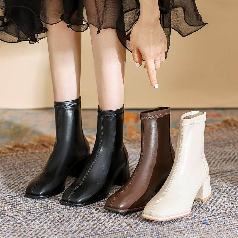 รองเท้า ผู้หญิง แฟชั่น รองเท้าบูทมาร์ตินหนังผู้หญิง หัวสี่เหลี่ยมขาวกับดำ